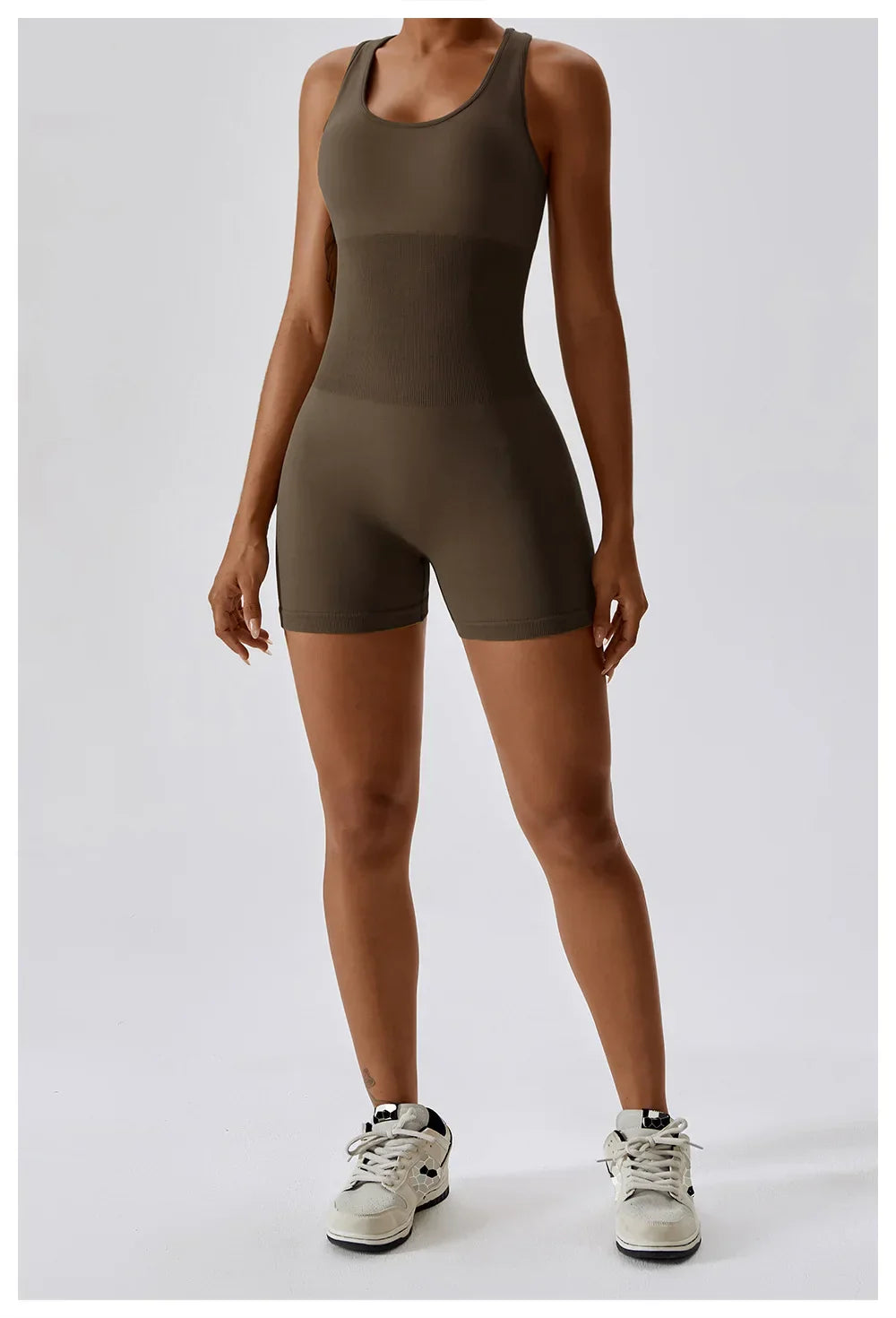 Shaw חליפת טייץ