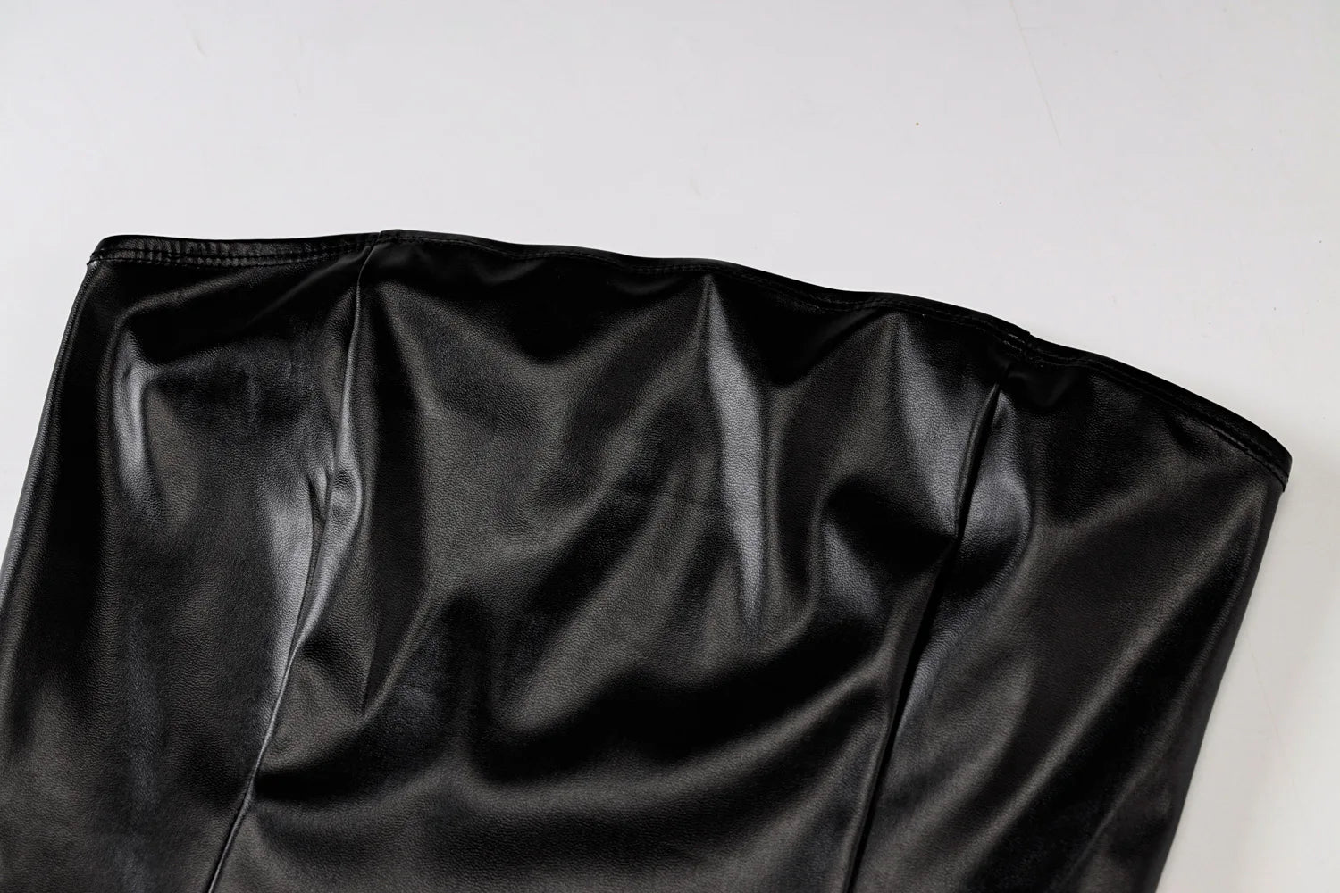 שמלת מיני צמודה דגם אוולין