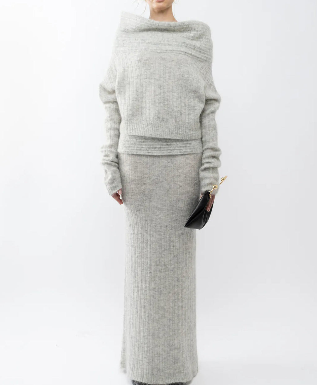 סט סריג שני חלקים חולצת כתפיים חשופות וחצאית מקסי - אילונה